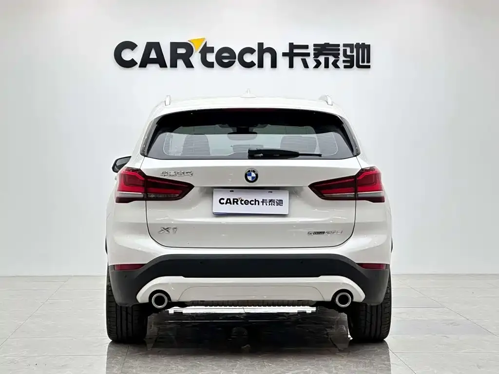BMW X1 — фото 7