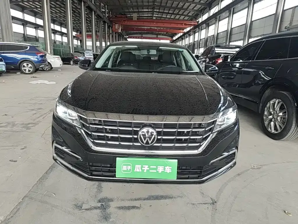 Volkswagen Passat — фото 3