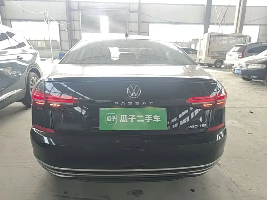 Volkswagen Passat — фото 4