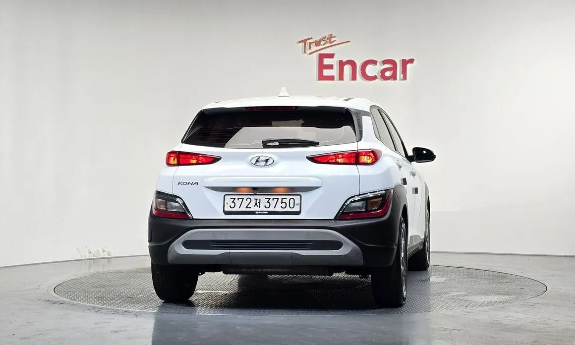 Hyundai Kona — фото 7