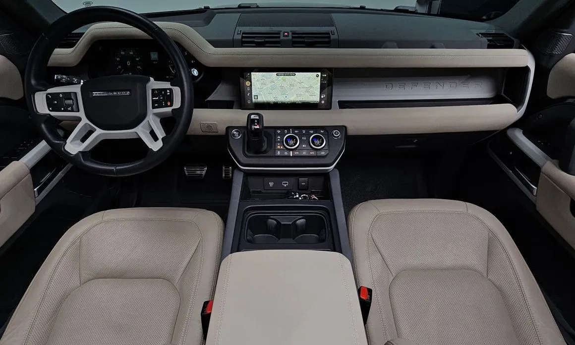 Land Rover Defender — фото 10
