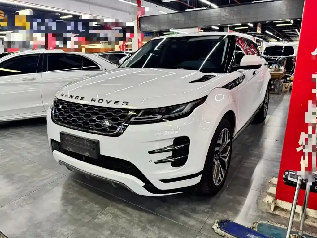 Land Rover Evoque — фото 1
