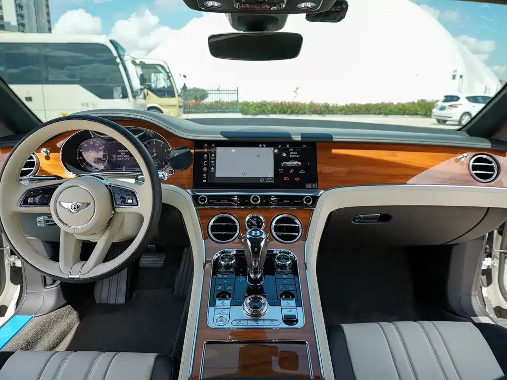 Bentley Continental — фото 2