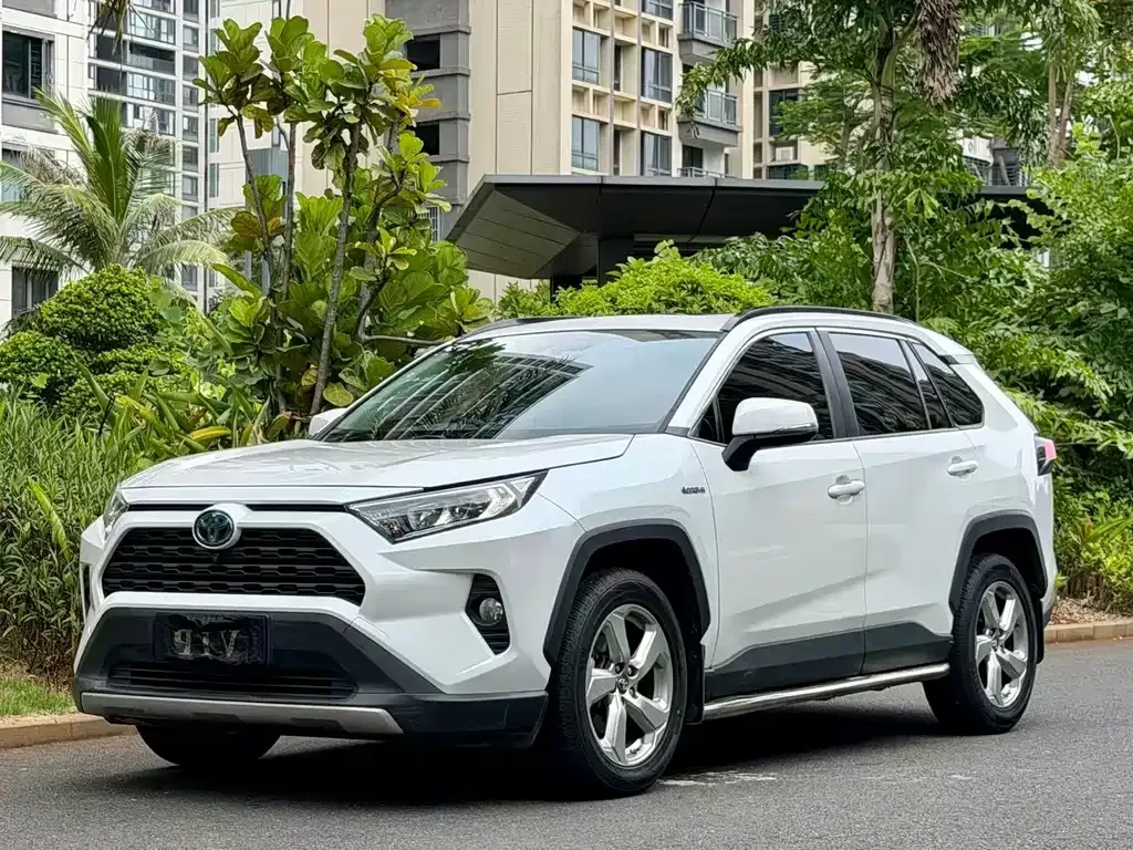 Toyota RAV4 Prime — фото 5