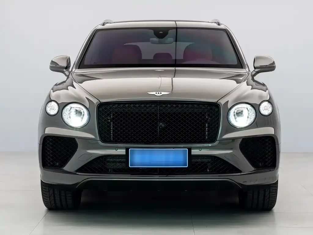 Bentley Bentayga — фото 1