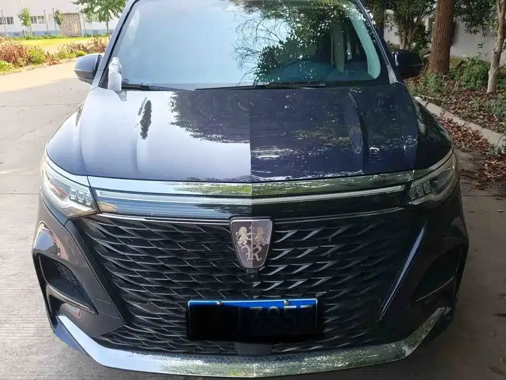 Roewe iMAX8 — фото 1