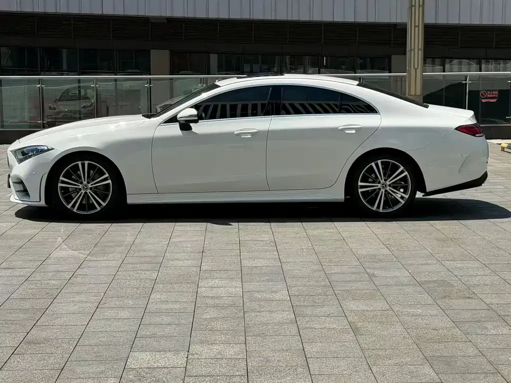 Mercedes-Benz CLS — фото 9