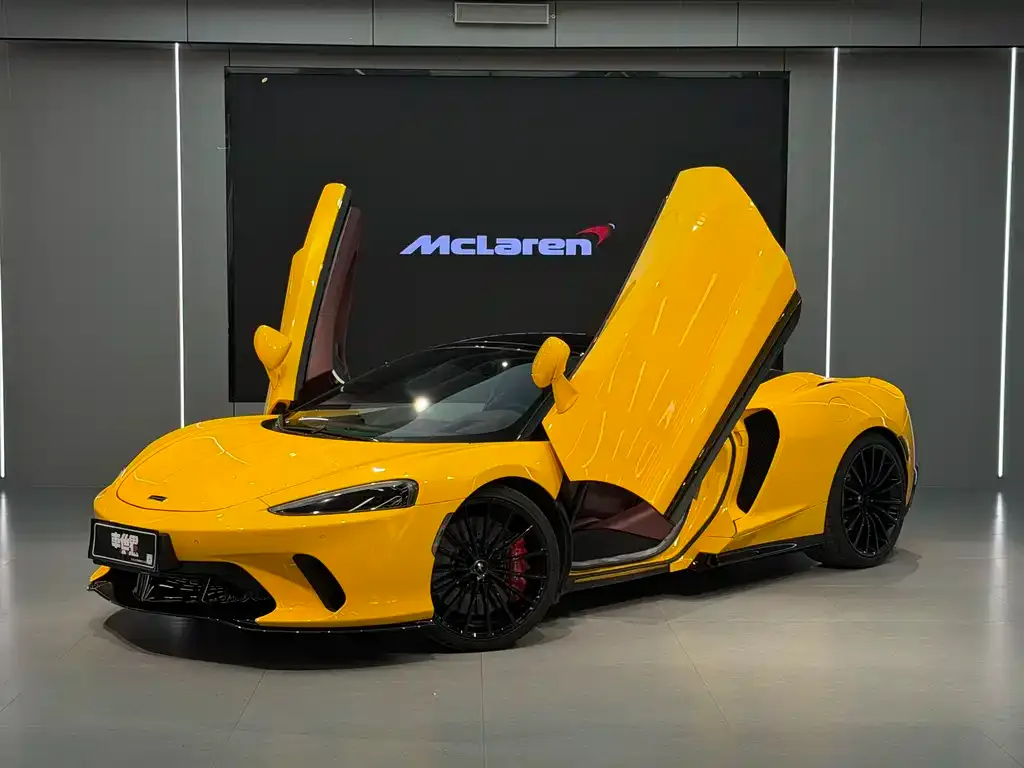 McLaren GT — фото 1