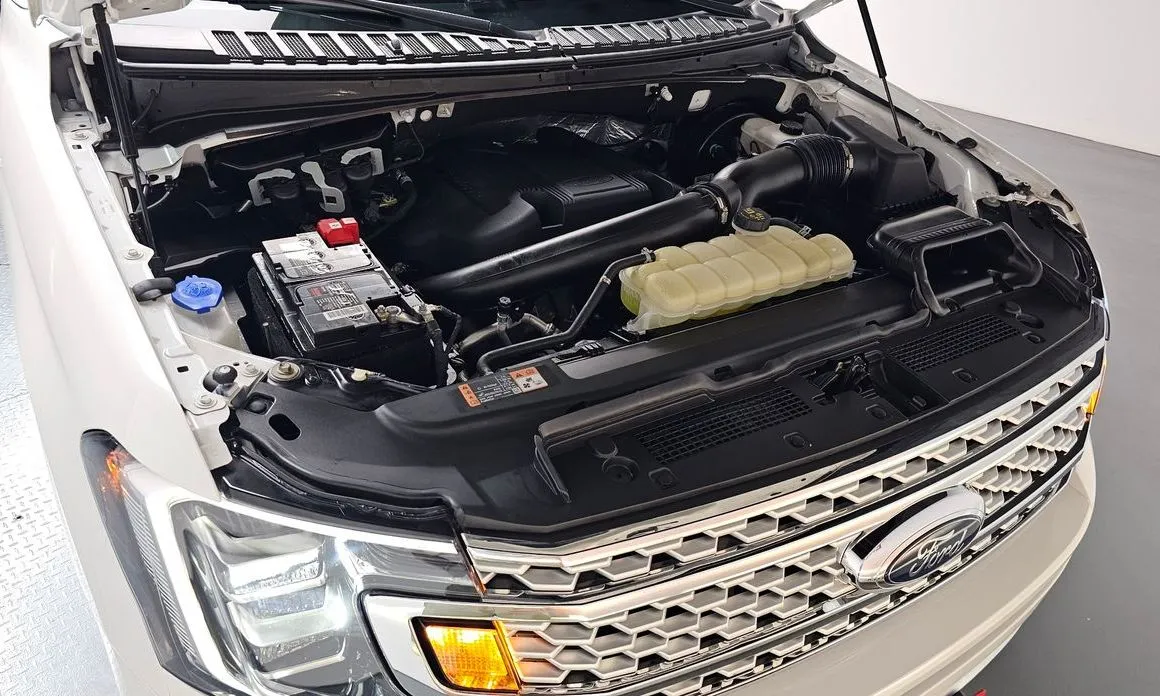 Ford Expedition — фото 10