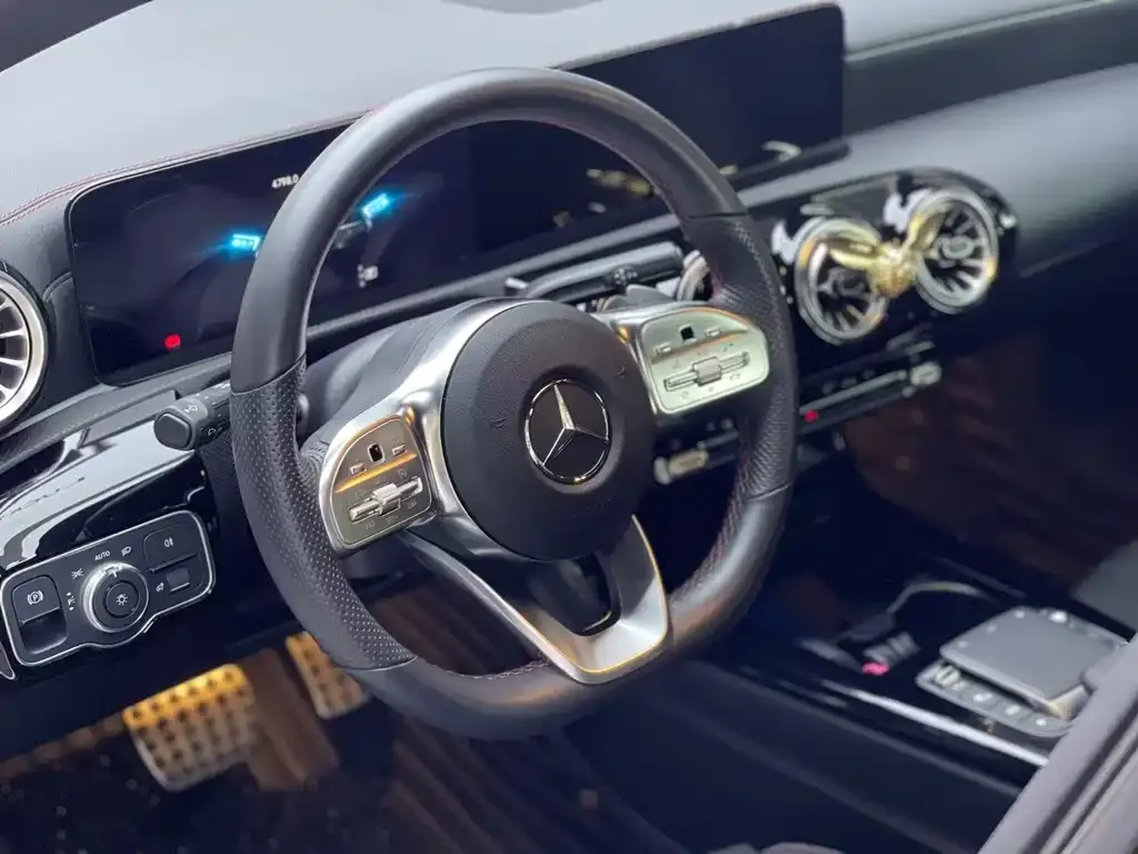 Mercedes-Benz CLA (Import) — фото 4