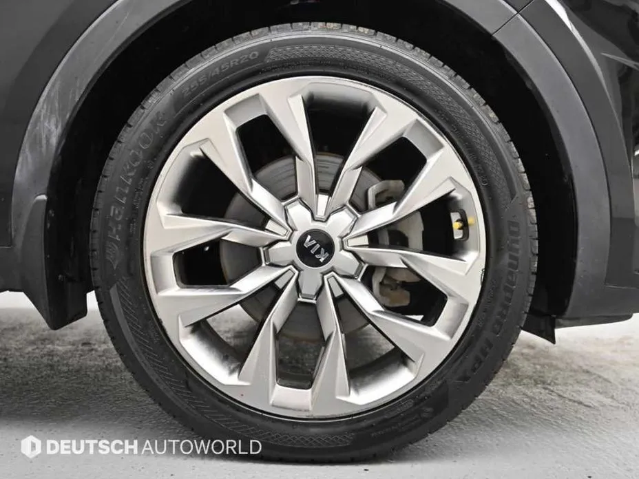 Kia Sorento — фото 8