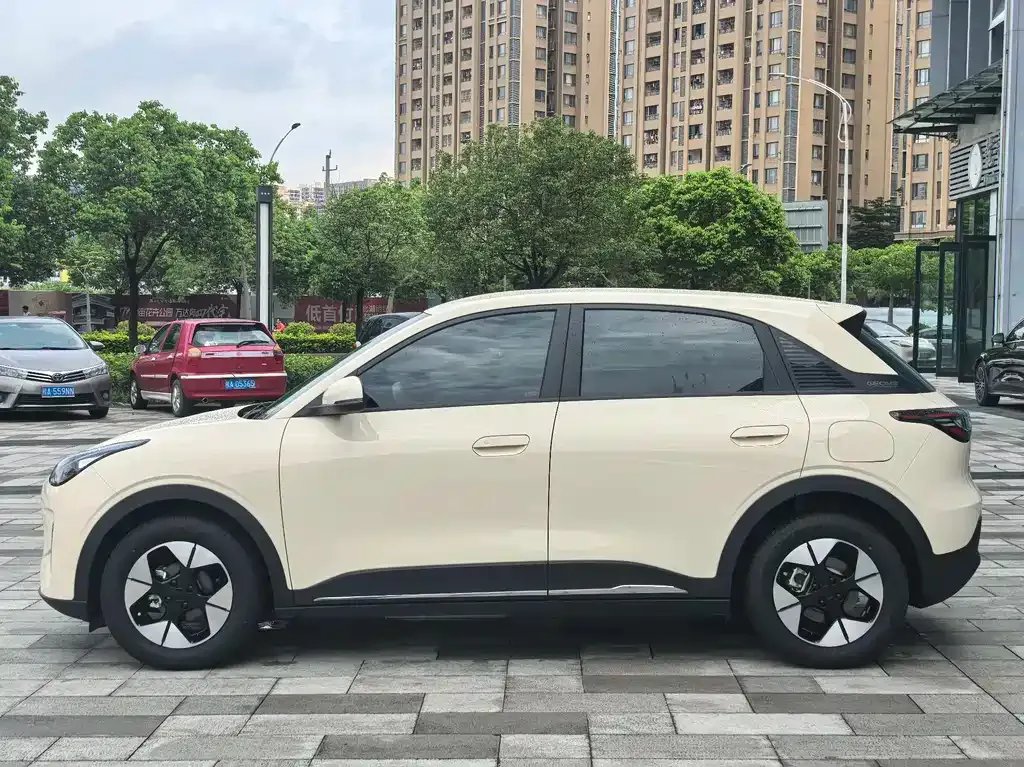Geely Starburst — фото 8