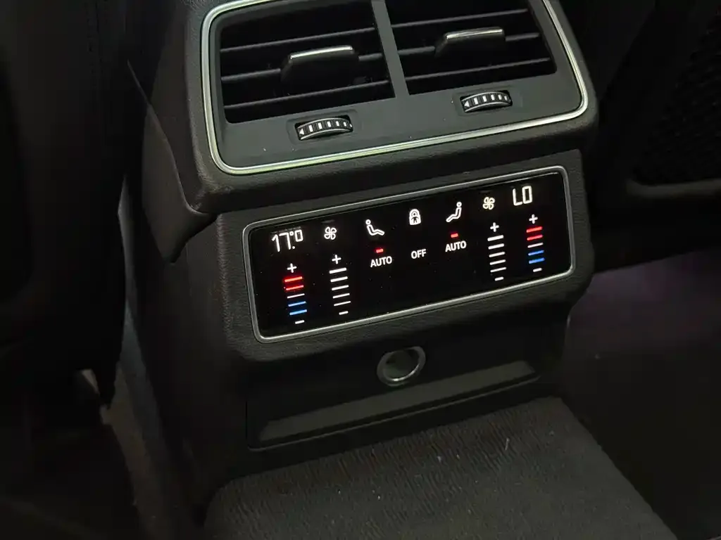 Audi A6 (Import) — фото 3