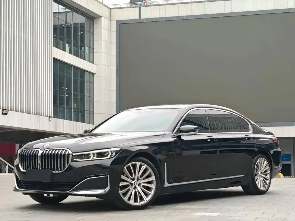BMW 7 Series — фото 4