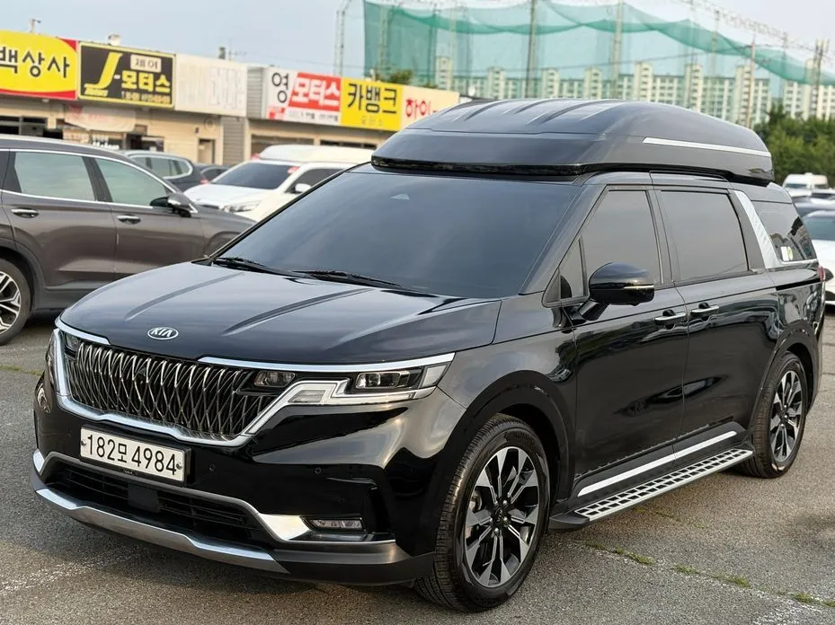Kia Carnival — фото 1