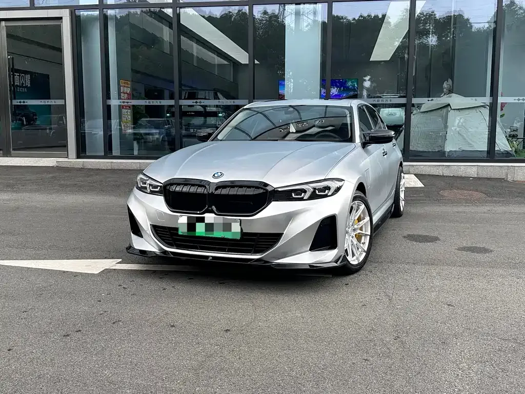 BMW i3 — фото 1