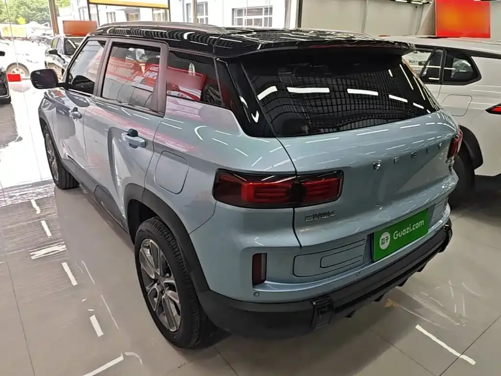 Geely Icon — фото 10
