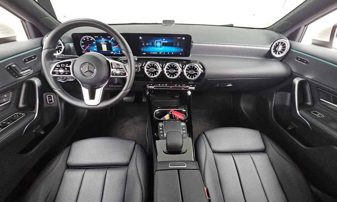 Mercedes-Benz A-Class — фото 10