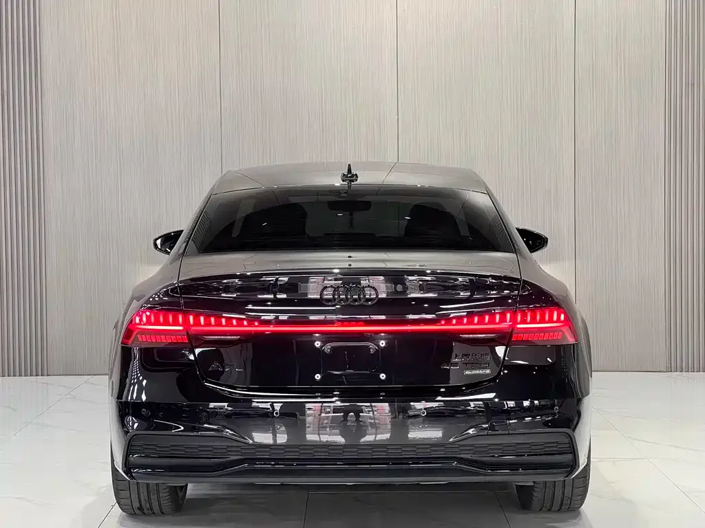Audi A7L — фото 3