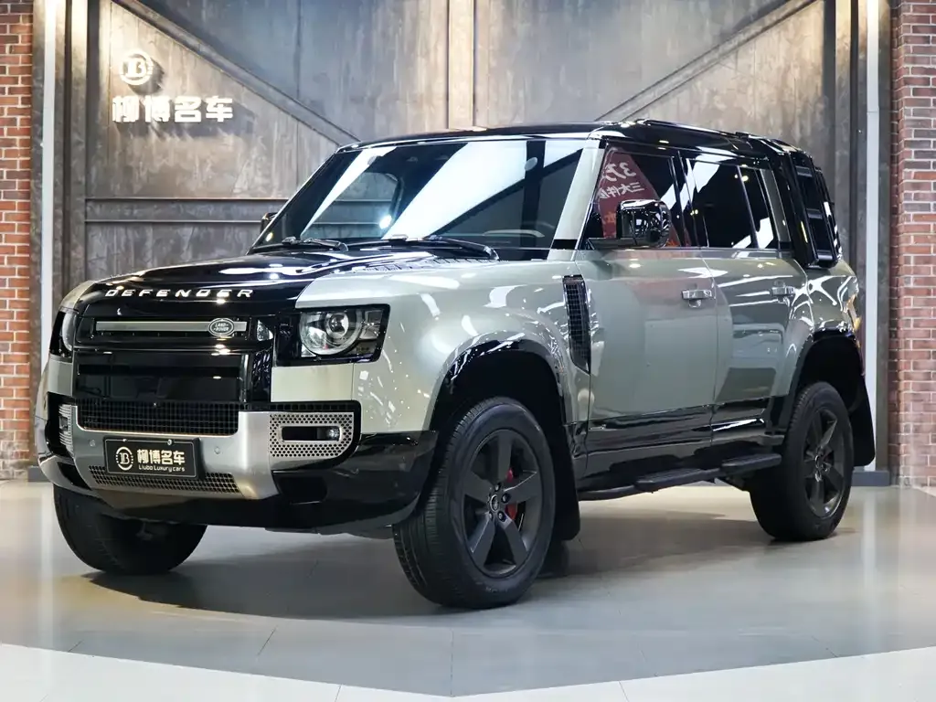 Land Rover Defender — фото 1