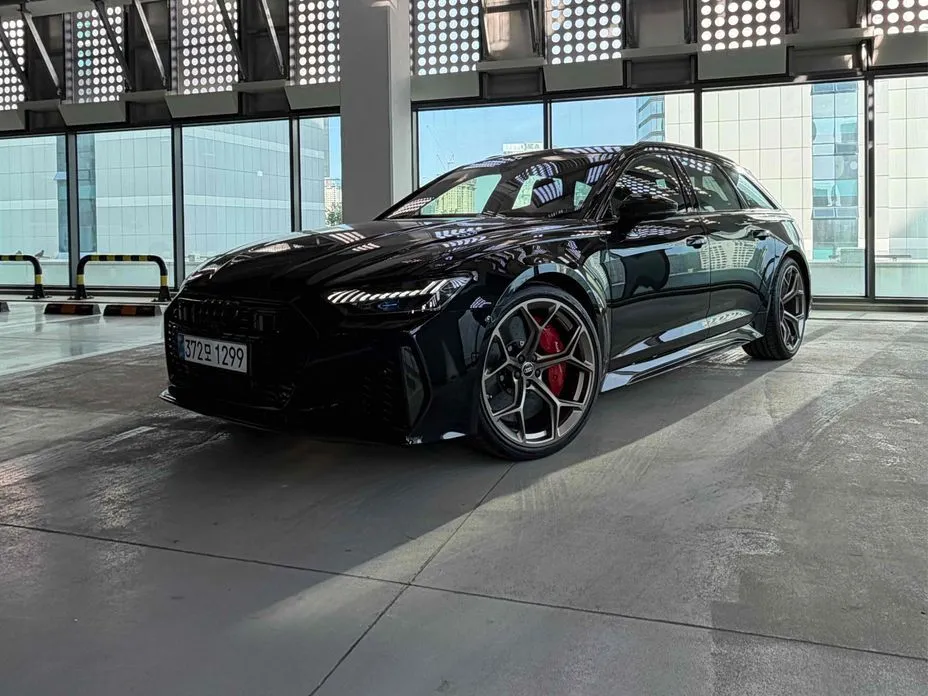 Audi RS6 — фото 1