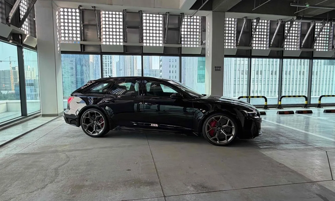 Audi RS6 — фото 6