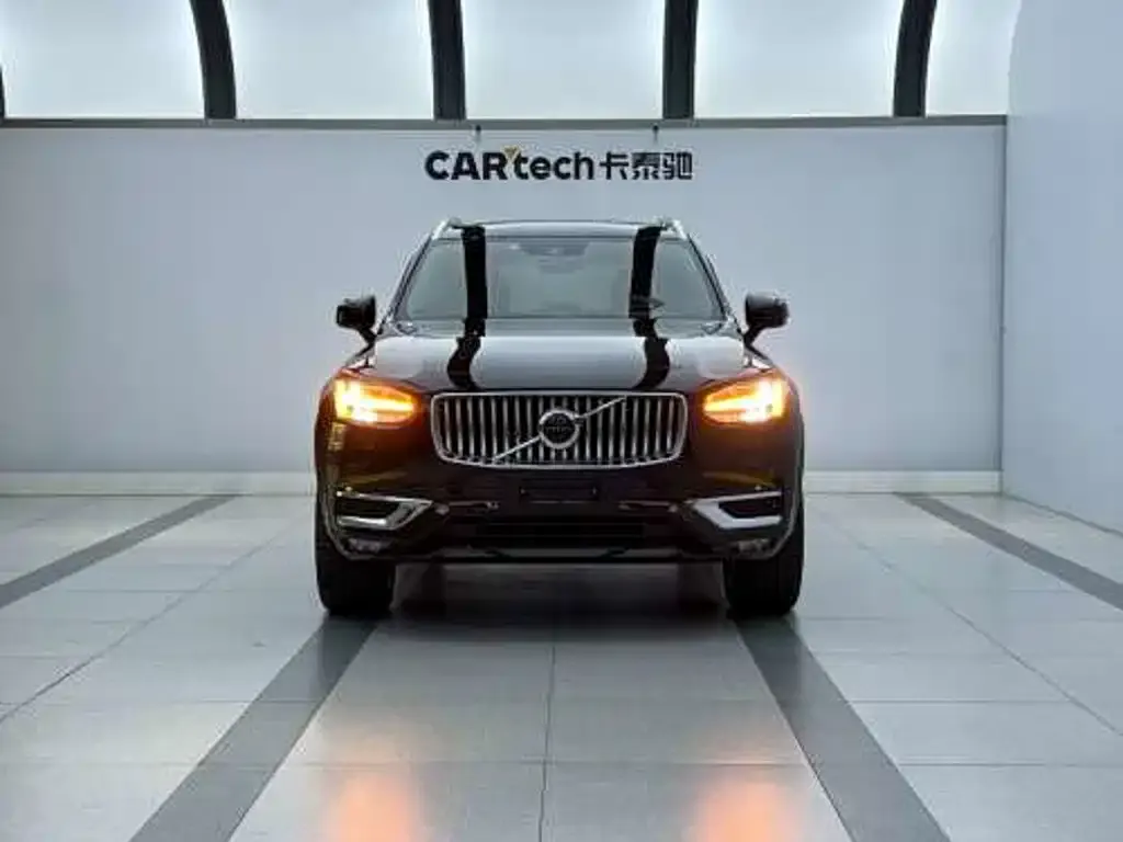 Volvo XC90 — фото 2