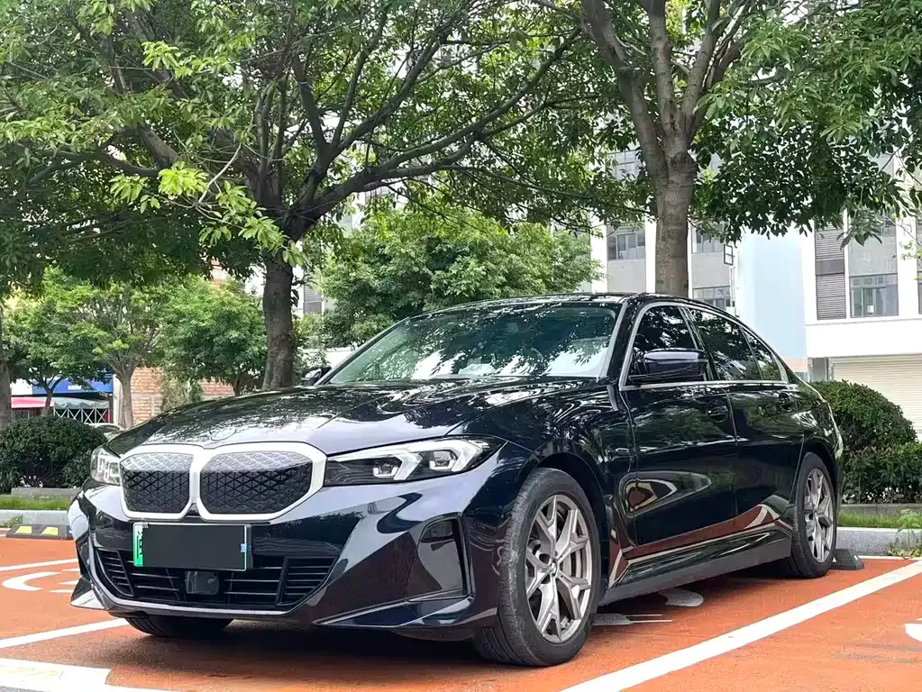 BMW i3 — фото 1