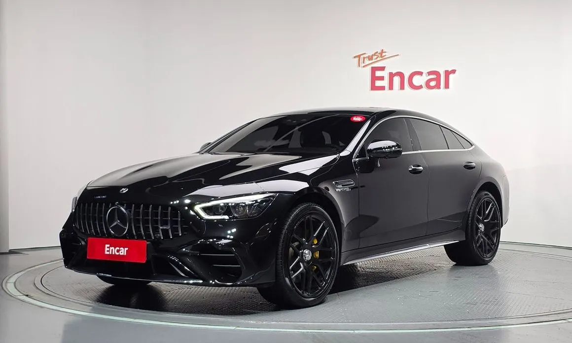 Mercedes-Benz AMG GT — фото 1