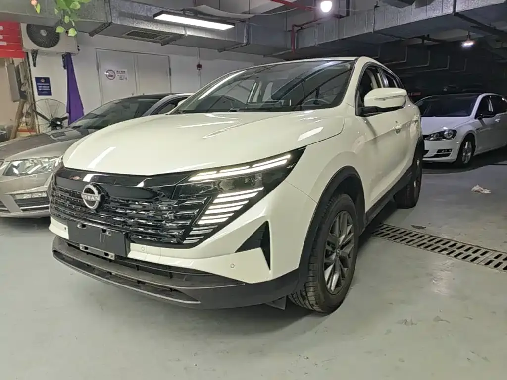 Nissan Qashqai — фото 1