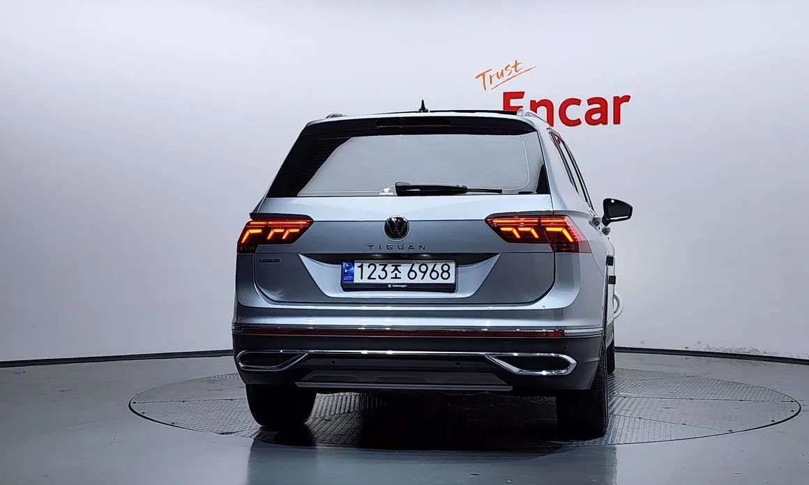 Volkswagen Tiguan — фото 3