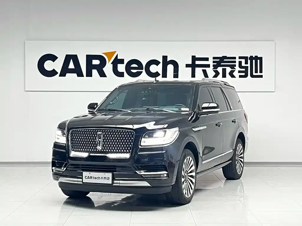 Lincoln Navigator — фото 1