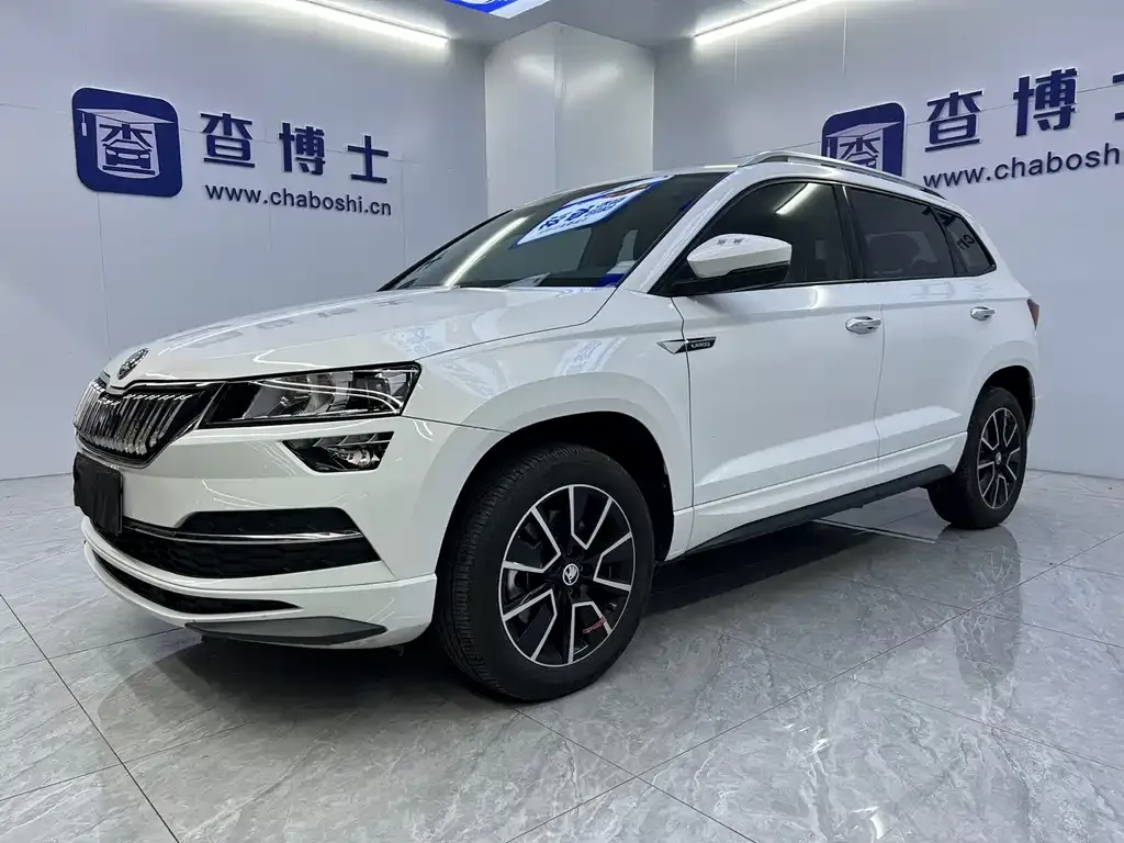 Skoda Karoq — фото 1