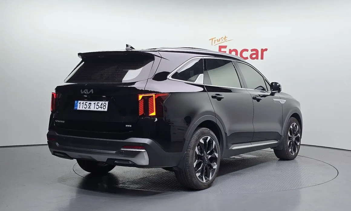 Kia Sorento — фото 4