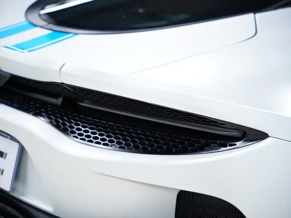 McLaren GT — фото 2