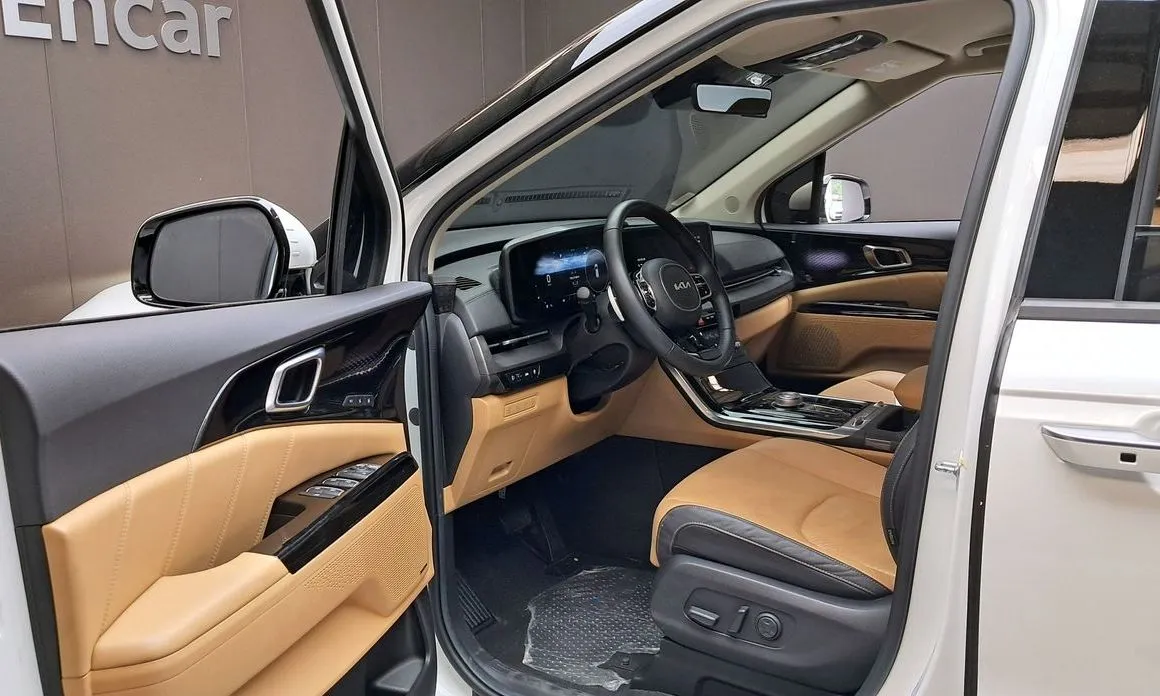 Kia Carnival — фото 10