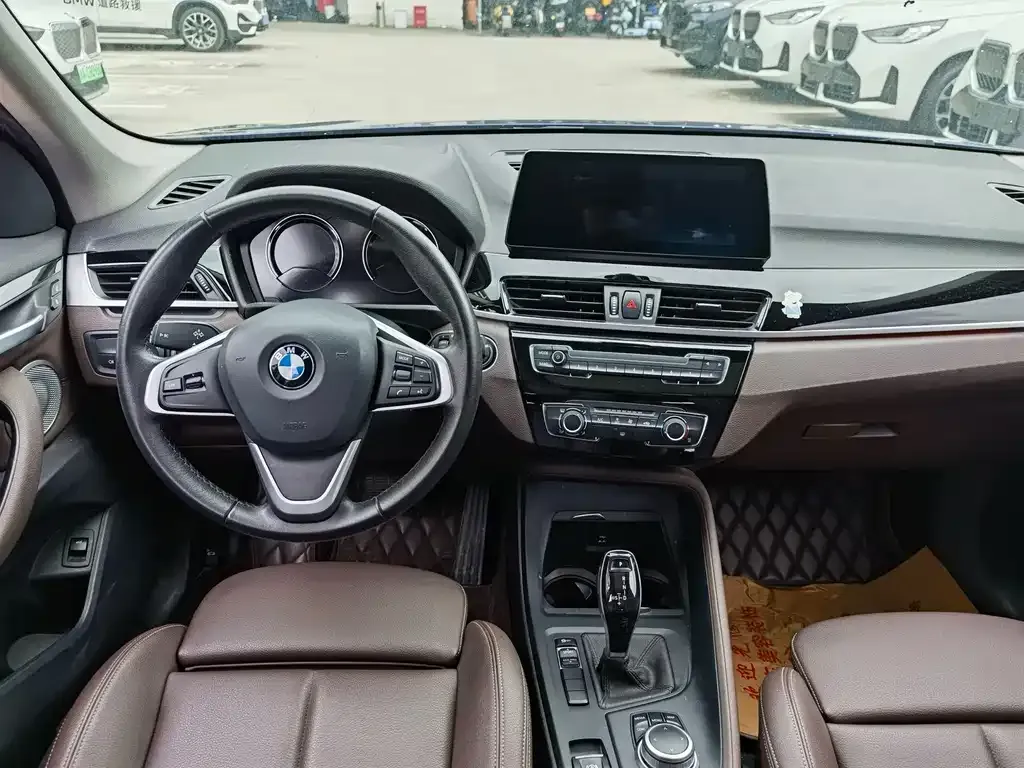 BMW X1 — фото 2