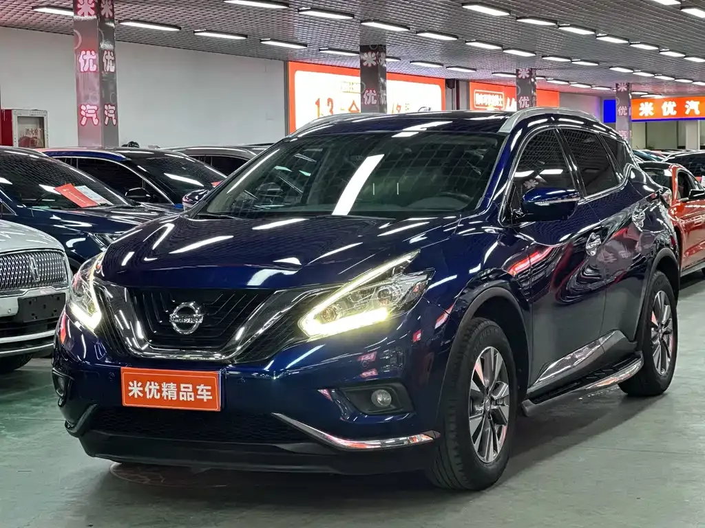 Nissan Murano — фото 1