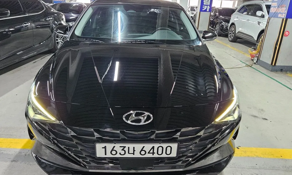 Hyundai AVANTE — фото 1