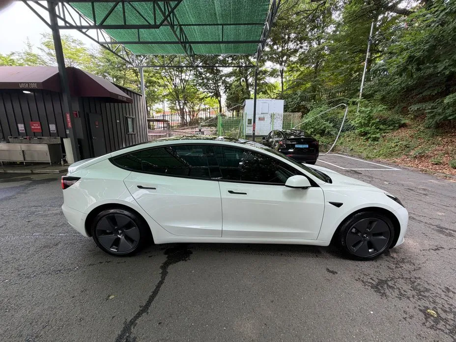 Tesla Model 3 — фото 10