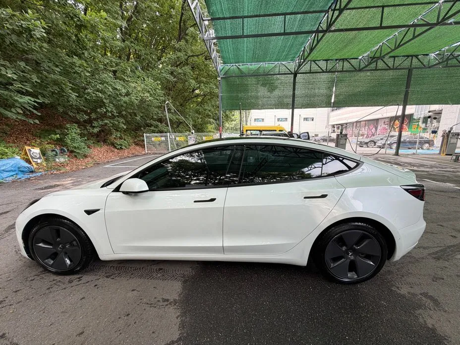 Tesla Model 3 — фото 8