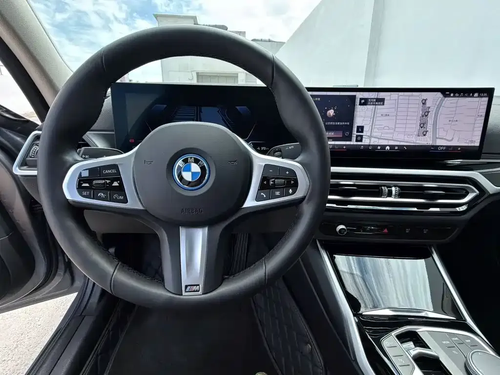 BMW i3 — фото 3