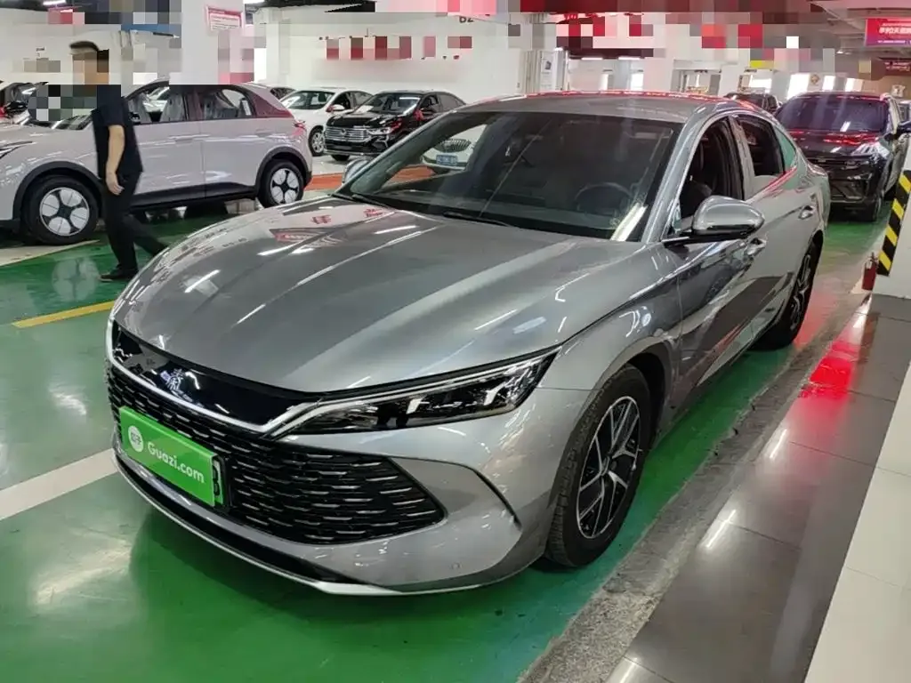 BYD Qin L — фото 1