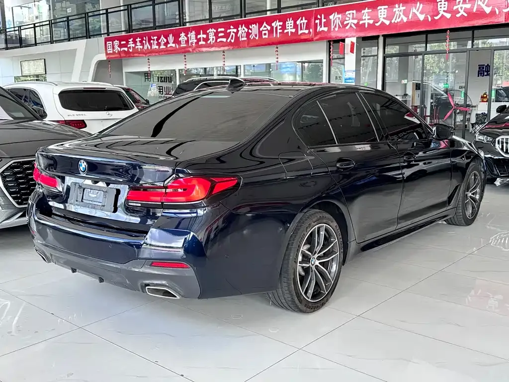 BMW 5 Series (Import) — фото 3