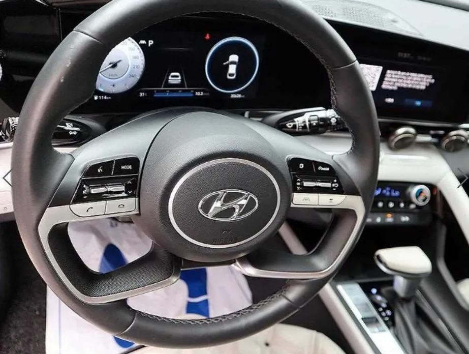 Hyundai AVANTE — фото 9