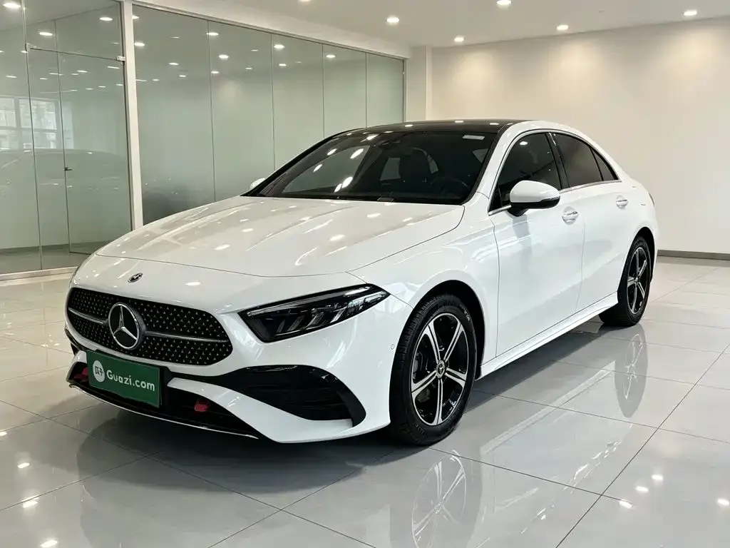 Mercedes-Benz A-Class — фото 1