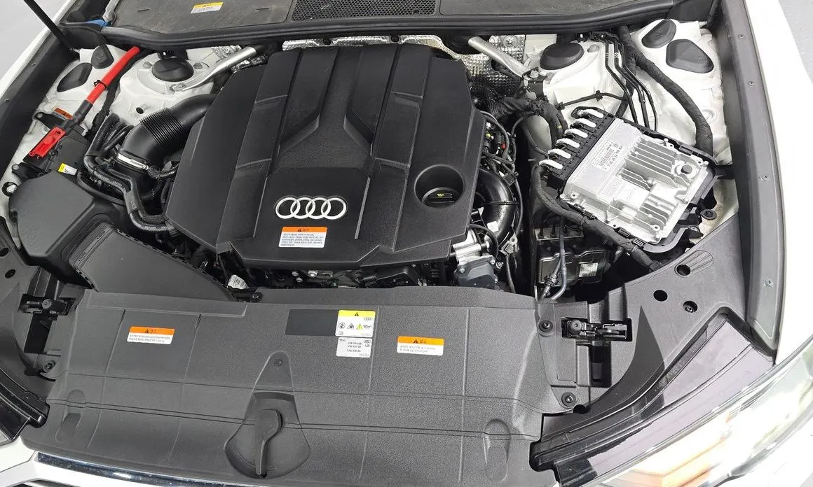 Audi A6 — фото 10