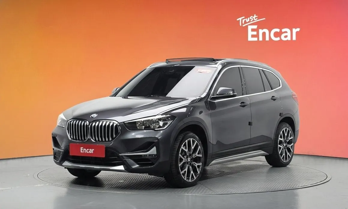 BMW X1 — фото 1