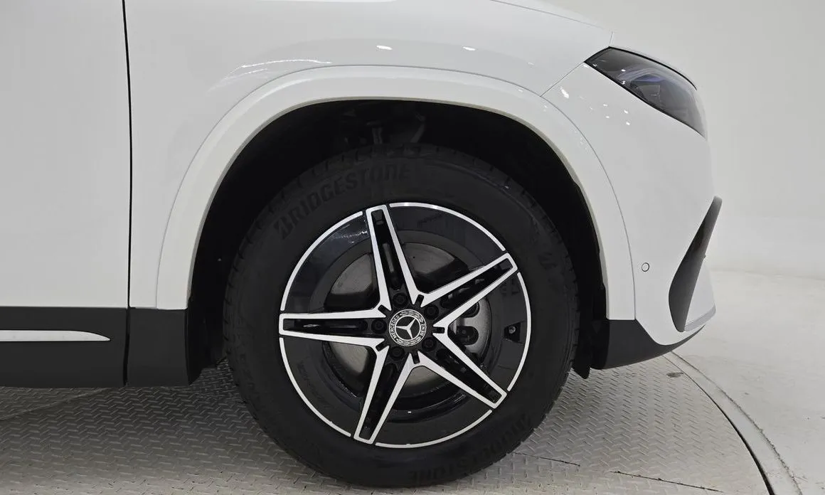 Mercedes-Benz EQA — фото 10