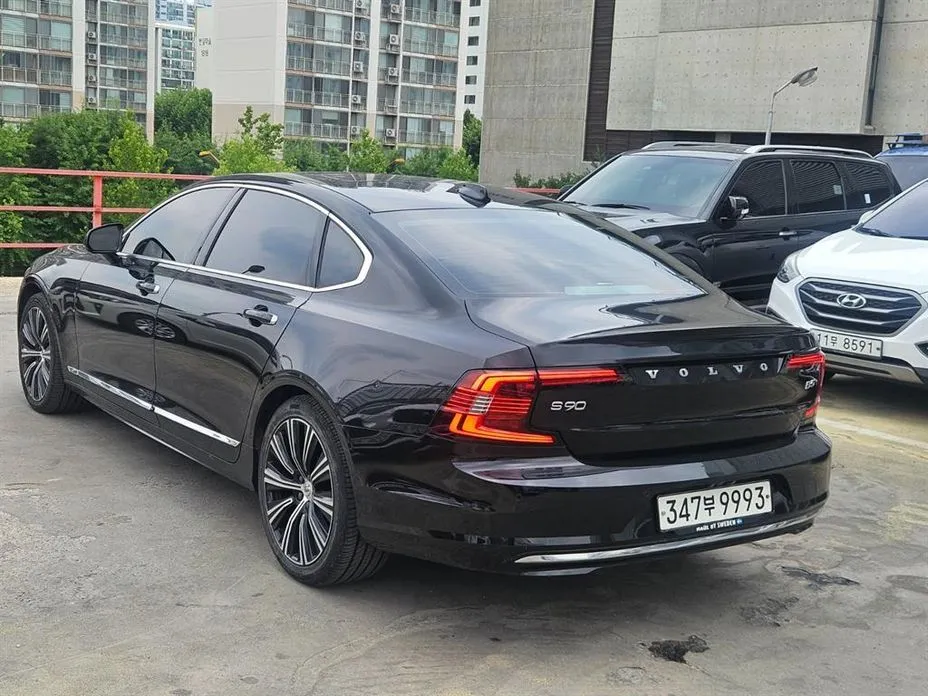 Volvo S90 — фото 4